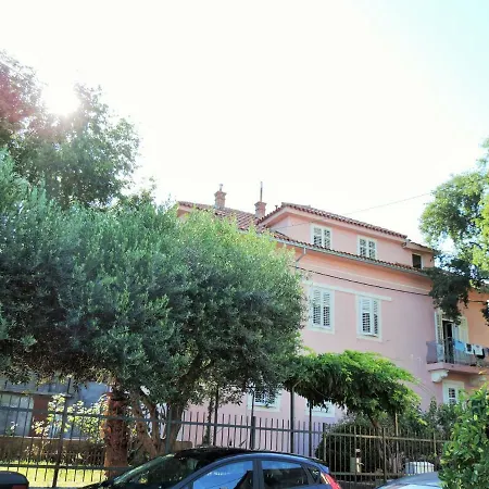 Apartment Ani *