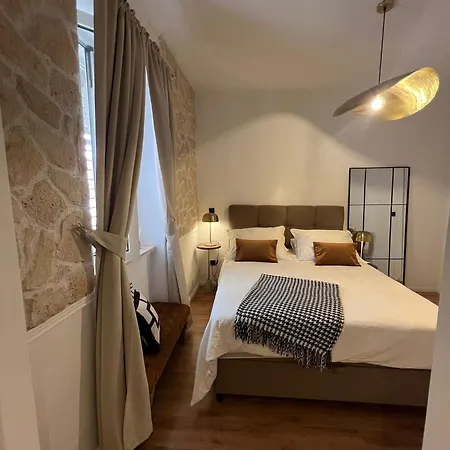 Apartment Ani Split